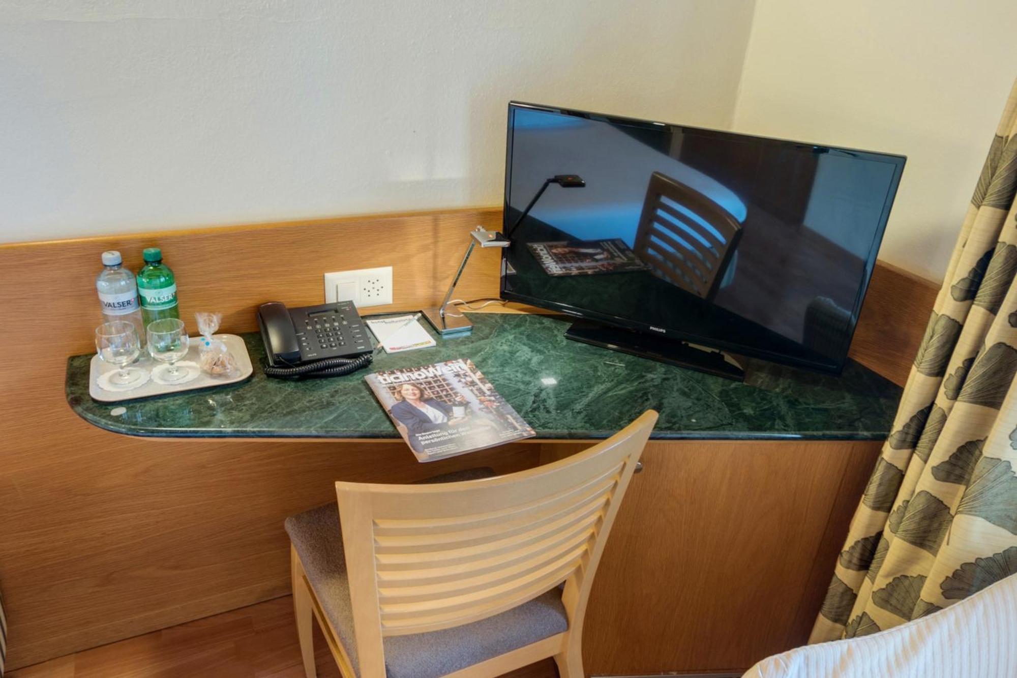 Bellavista Swiss Quality Hotel Gambarogno Екстериор снимка